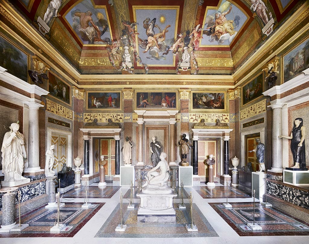 visiter villa borghese statues
