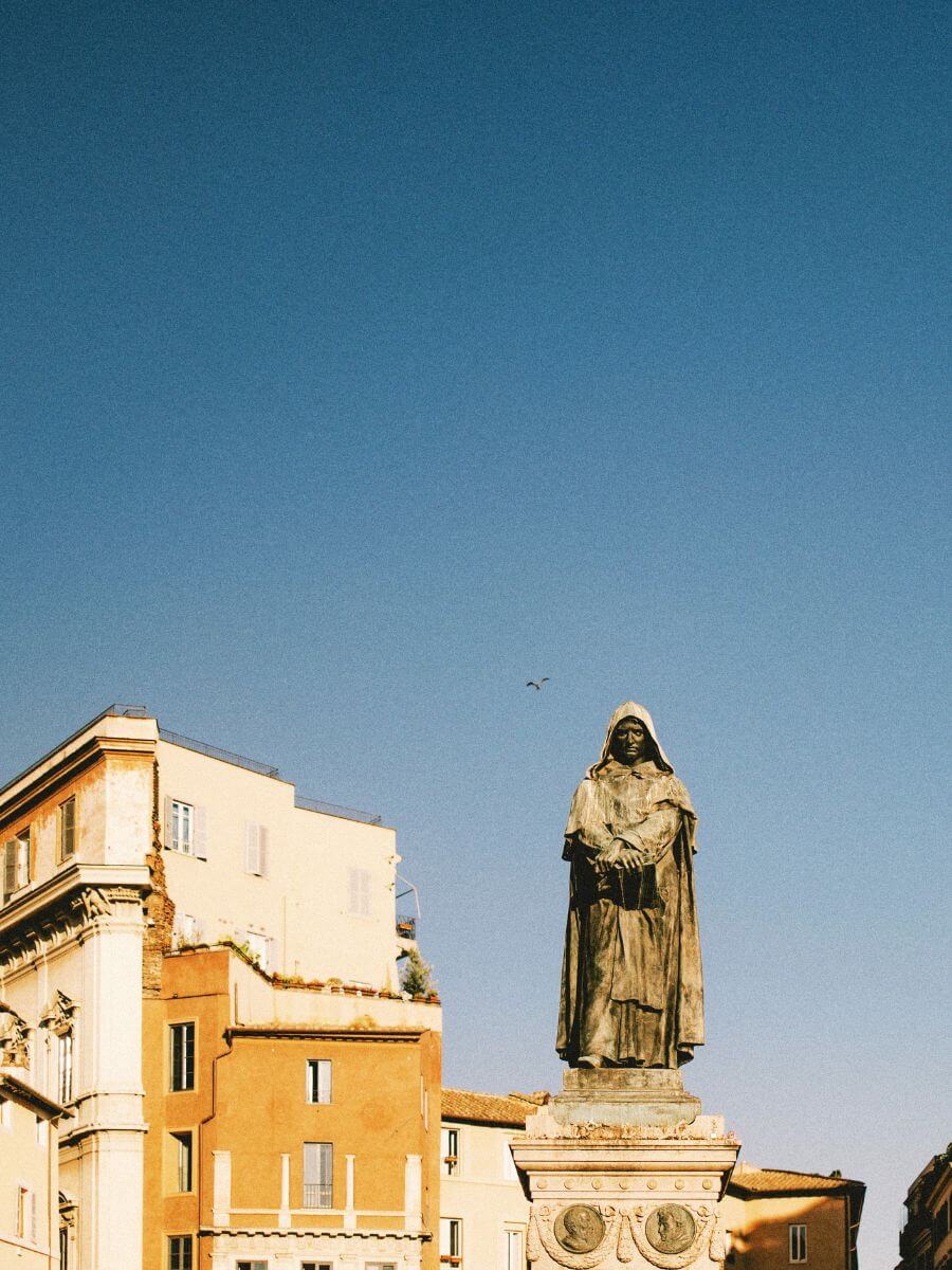 Campo de Fiori à Rome Giordano Bruno