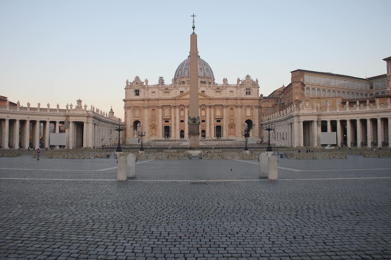 place saint pierre rome