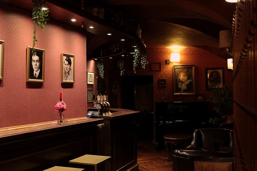 black market hall rome monti