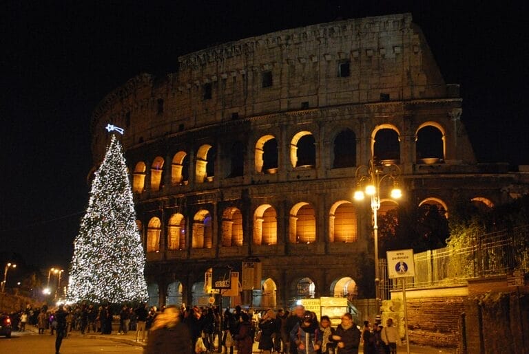 Marché de Noël de Rome 2026 : activités, dates et horaires marche noel rome colisee