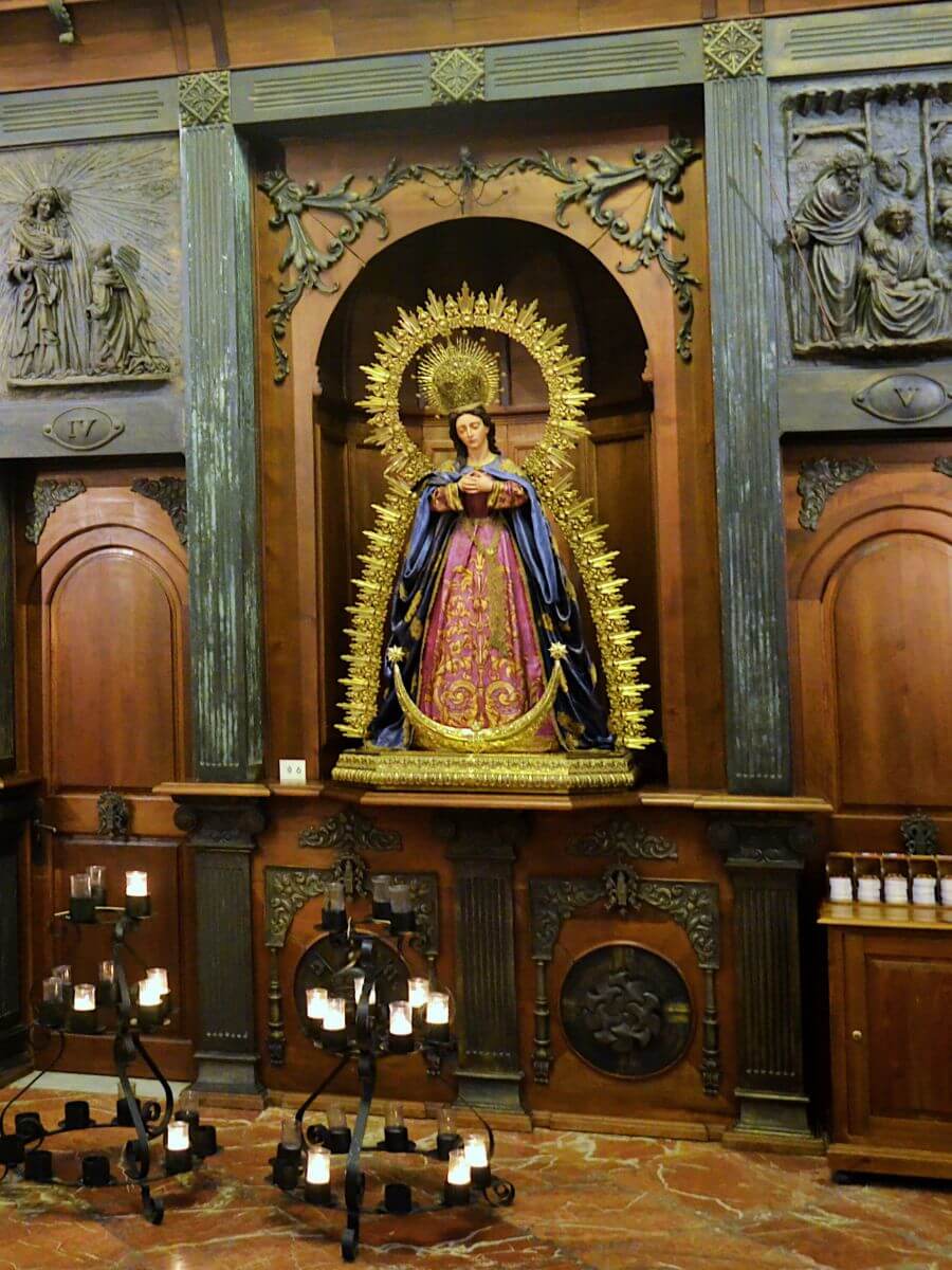 Assister à la cérémonie de l’Immaculée Conception