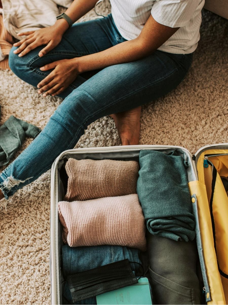 Tenues adaptées pour les lieux religieux