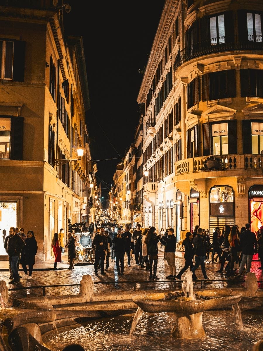 Top des lieux incontournables pour sortir le soir à Rome