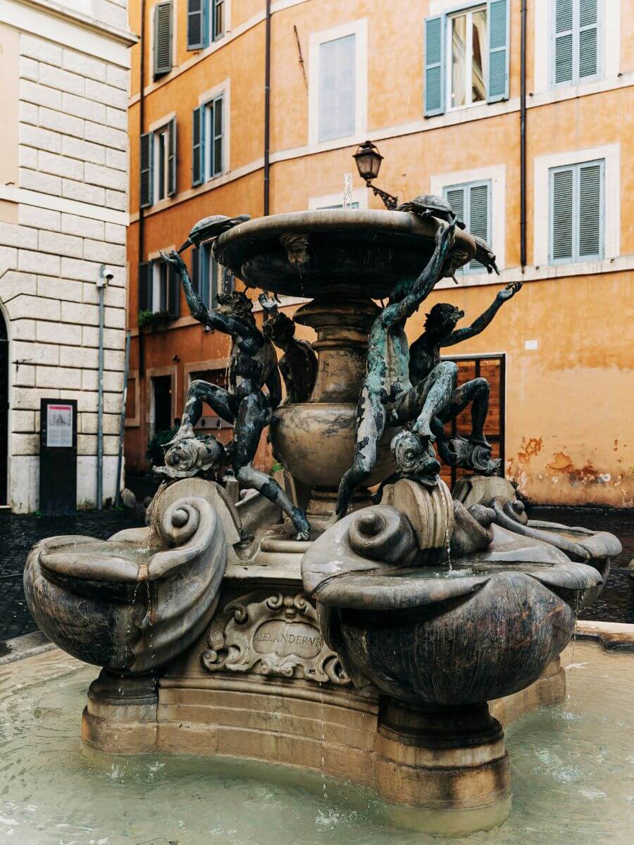 Fontaine Rome des Tortues (Fontana delle Tartarughe) – Piazza Mattei