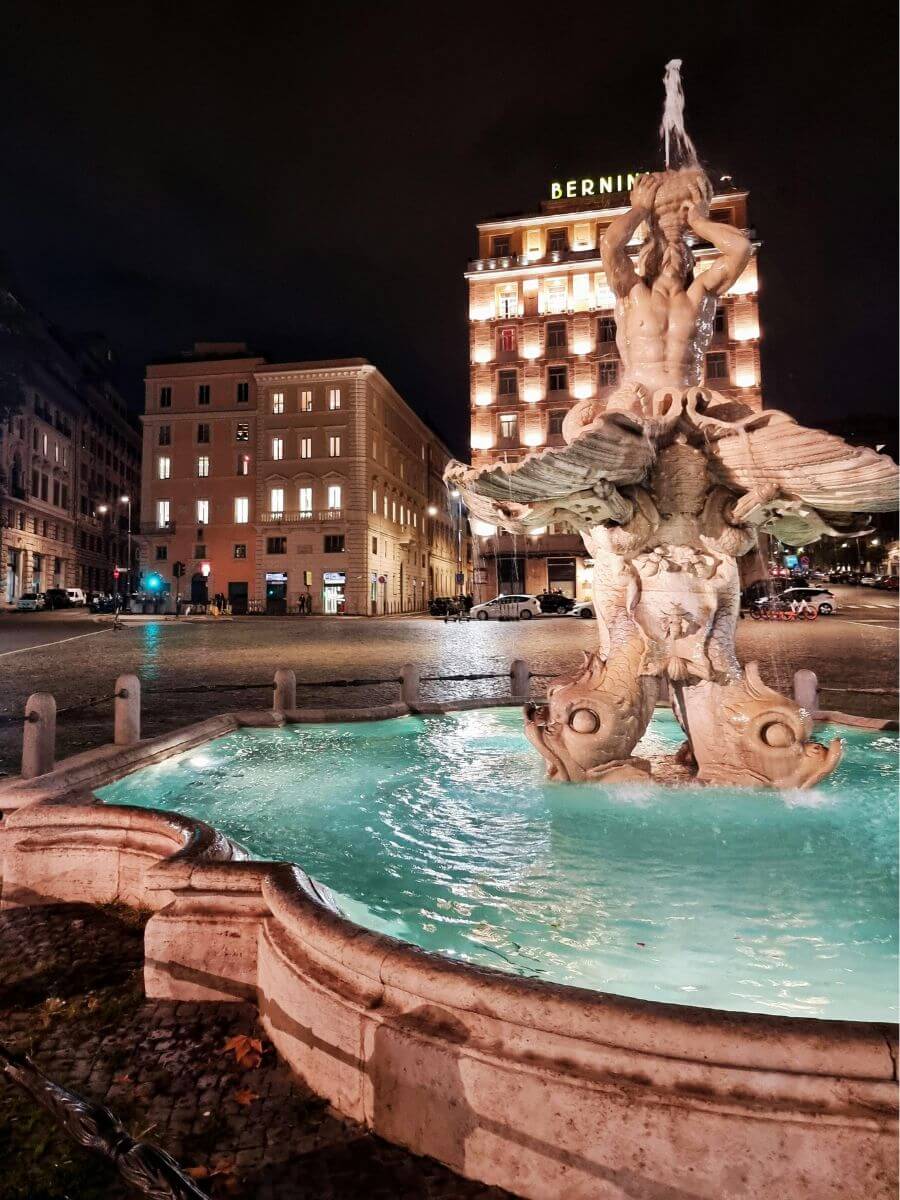 Fontaine Rome Fontaine du Triton (Fontana del Tritone) – Piazza Barberini
