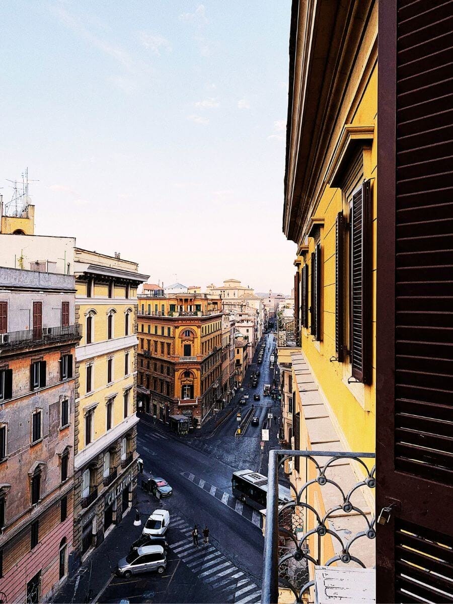 Quelles garanties sont indispensables pour un voyage en voiture en Italie