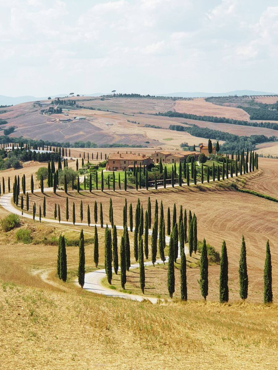 Pourquoi c’est important de vérifier son assurance avant un road trip en Italie