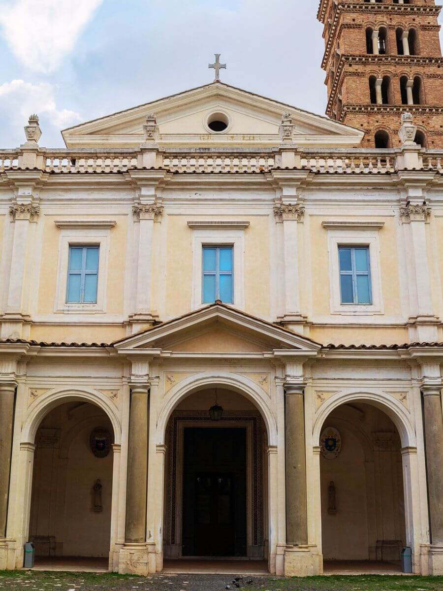 La Basilique Saints-Boniface-et-Alexis (Sant’Alessio) colline de l'Aventin