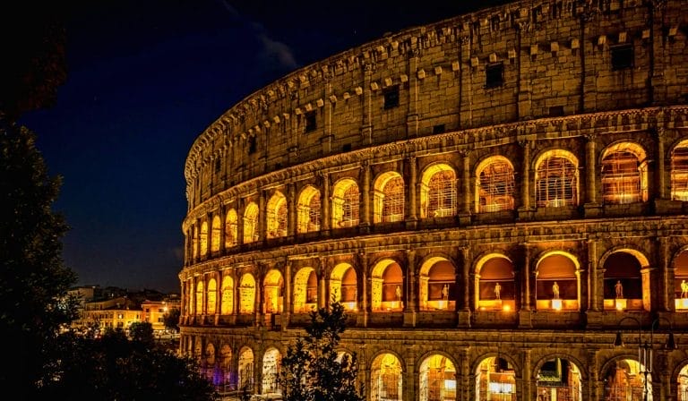 Comment visiter le Colisée de nuit